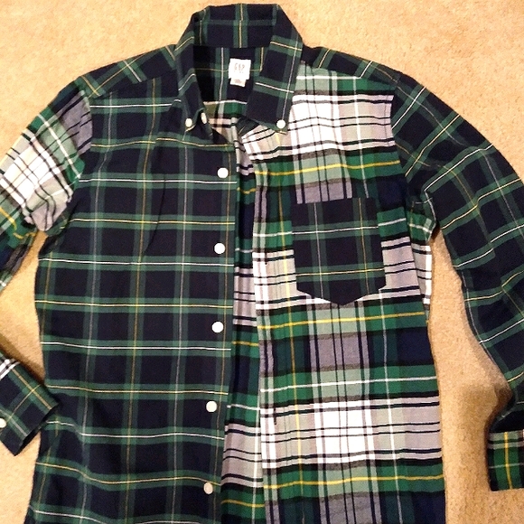 Gap Kids Plaid Button Down Shirt - Picture 3 of 3